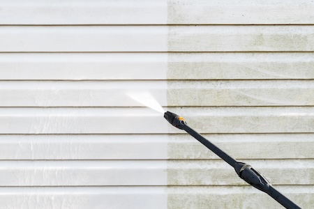 Is Your Home Covered in Pollen? House Washing in Spring Hill, TN Can Help Thumbnail