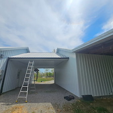 Barndominium-House-wash-in-Hohenwald-TN 2