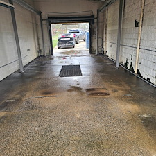 Commercial-Pressure-Washing-Car-Wash-Cleaning-in-Loretto-TN 6