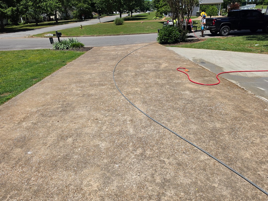 Concrete Driveway Cleaning in Lawrenceburg, TN