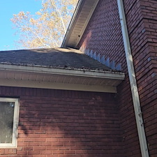 Gutter-Brighteneing-and-Soffit-Cleaning-in-Leoma-TN 6