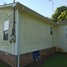 Professional-House-Washing-in-Spring-Hill-TN-Algae-Removal-Curb-Appeal-Restoration 11