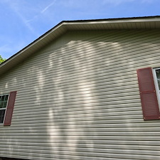 Professional-Softwash-Gutter-Brightening-and-Concrete-Cleaning-in-Loretto-TN 3