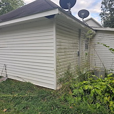 Softwashing-a-Large-Vinyl-House-in-Summertown-TN 2